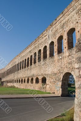 St. Lazaro aqueduct of M&eacute;rida