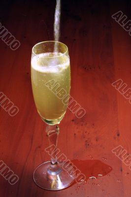 liquor-glass liquor-glass