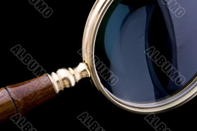 magnifying glass macro