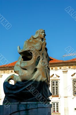 Statue Statue