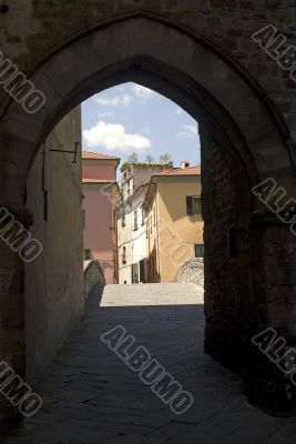 Pontremoli (Tuscany) - Ancient arch and bridge