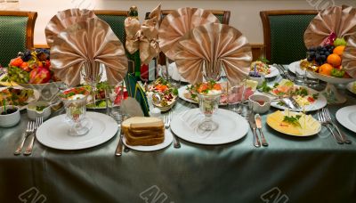 The served table at restaurant