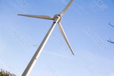 Wind Turbine Of Toronto Hydro Corporation