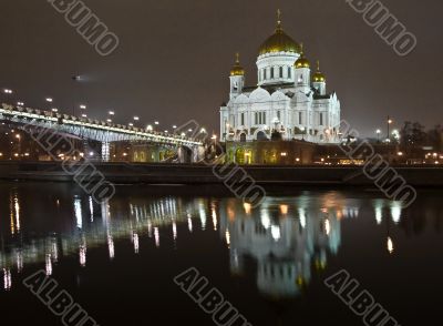 Christ the Saviour Cathedral in Moscow night view accross the ri