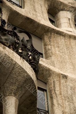 la padrera (antonio gaudi)