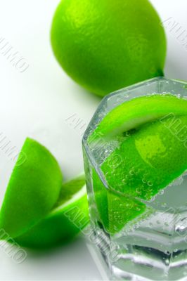 water with lime slices