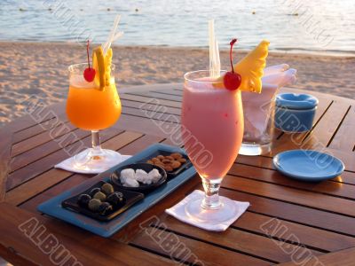 Cocktail drinks Cocktail drinks