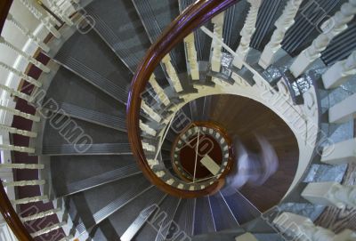 Spiraling staircase