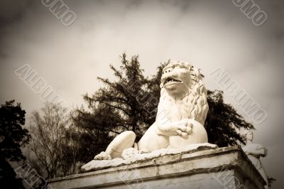 Marble lion