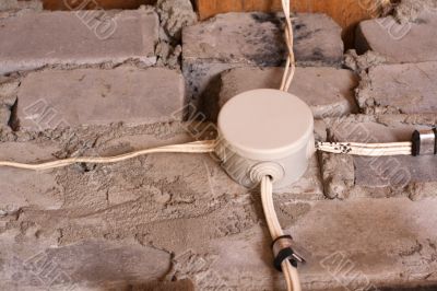 Electric connecting box