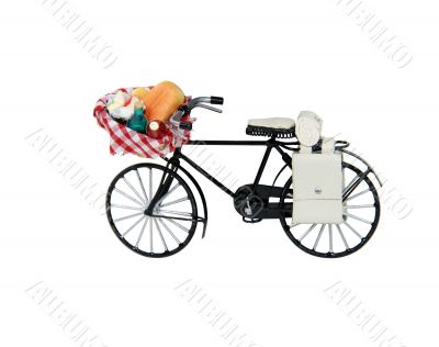 Open picnic food basket on bicycle