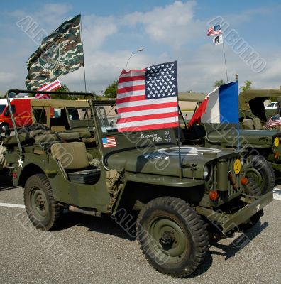 Two old Jeep