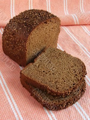 spicy black bread