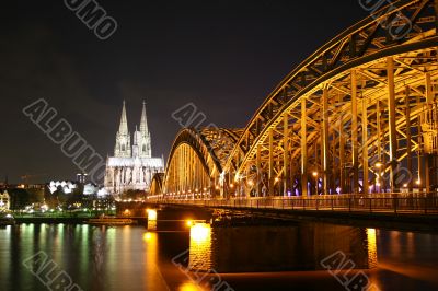 Illuminated Cologne dome