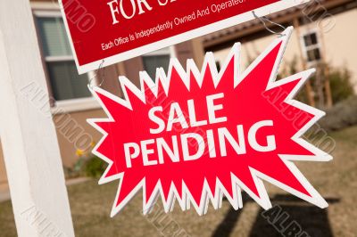 Sale Pending Real Estate Burst Sign