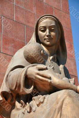 Mother Statue in Tashkent
