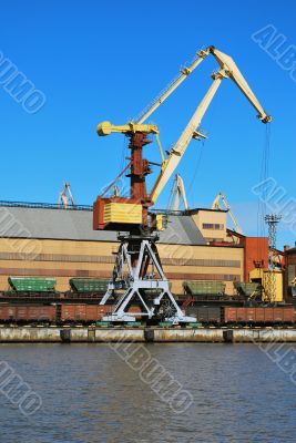crane in port