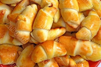 Appetizing rolled batch