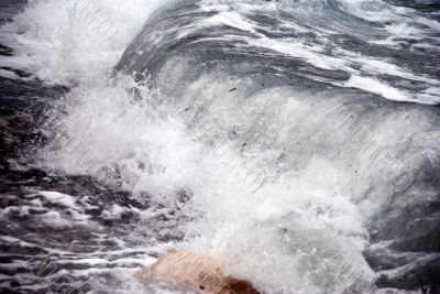 Storm wave