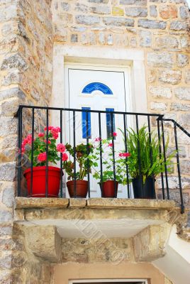 Old stone house in Montenegro - Entrance door