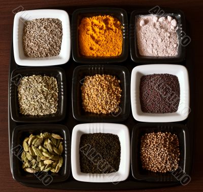 Set of spices