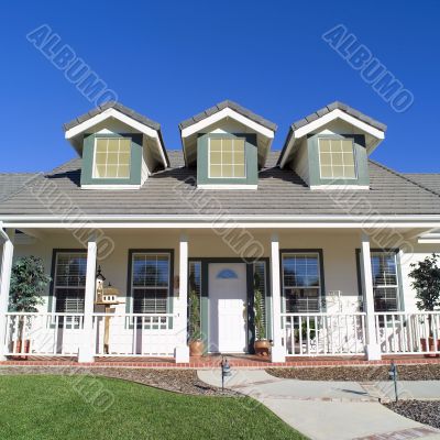 Family Home. Beautiful exterior