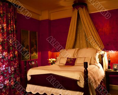 opulent bedroom decor