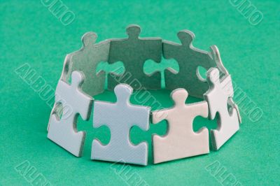 Jigsaw ring