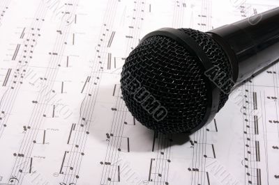 Microphone