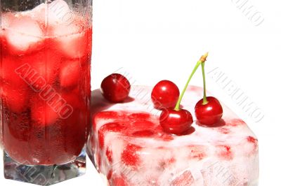 Cherry juice with ice