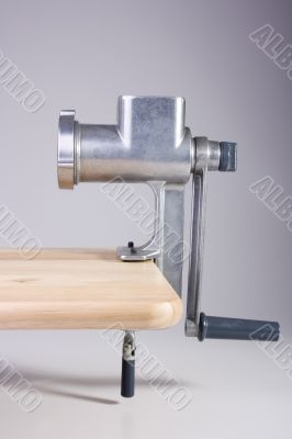 Mincing machine