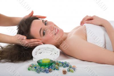 relax massage to the girl