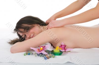 relax massage to the girl