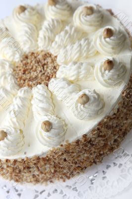 Cream cake with almond edge Cream cake with almond edge