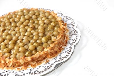 Gooseberry with almond edge