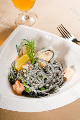 seafood black spaghetti