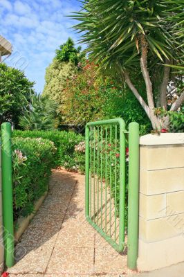 Green gate