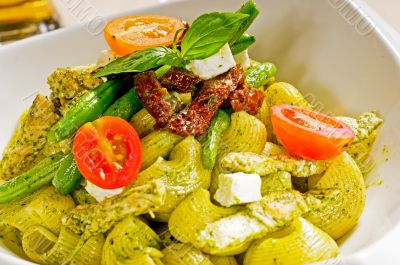 pasta pesto and vegetables