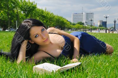 Girl reading outdoor