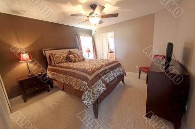 Queen Bedroom Queen Bedroom