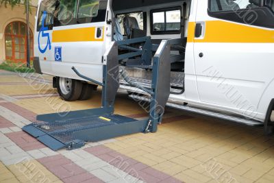 The lift for Wheelchair The lift for Wheelchair