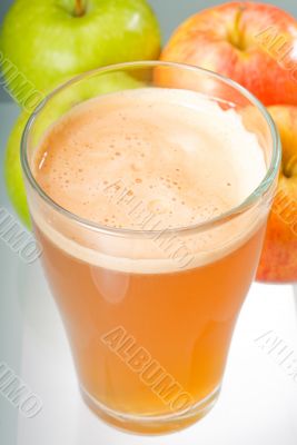 fresh apple juice