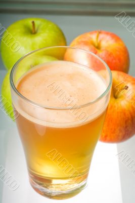 fresh apple juice