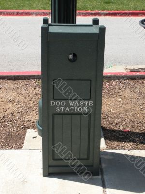 Dog Waste Station / Sign