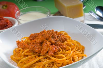 tomato and chicken pasta