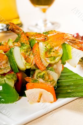 shrimps and vegetables skewers