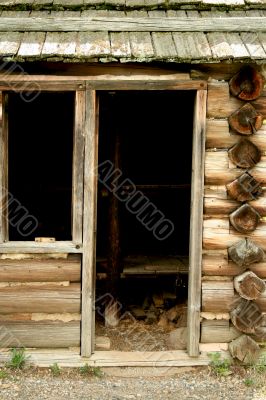 Revolutionary War troop cabins