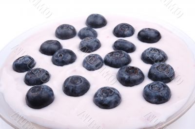 blueberries with yoghurt