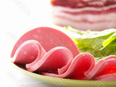 Sliced sausages 