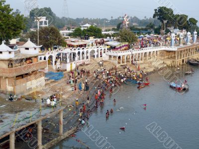 Varanasi bathing